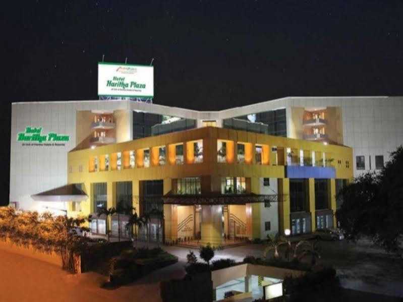 Hotel The Plaza Hajdarábád Exteriér fotografie